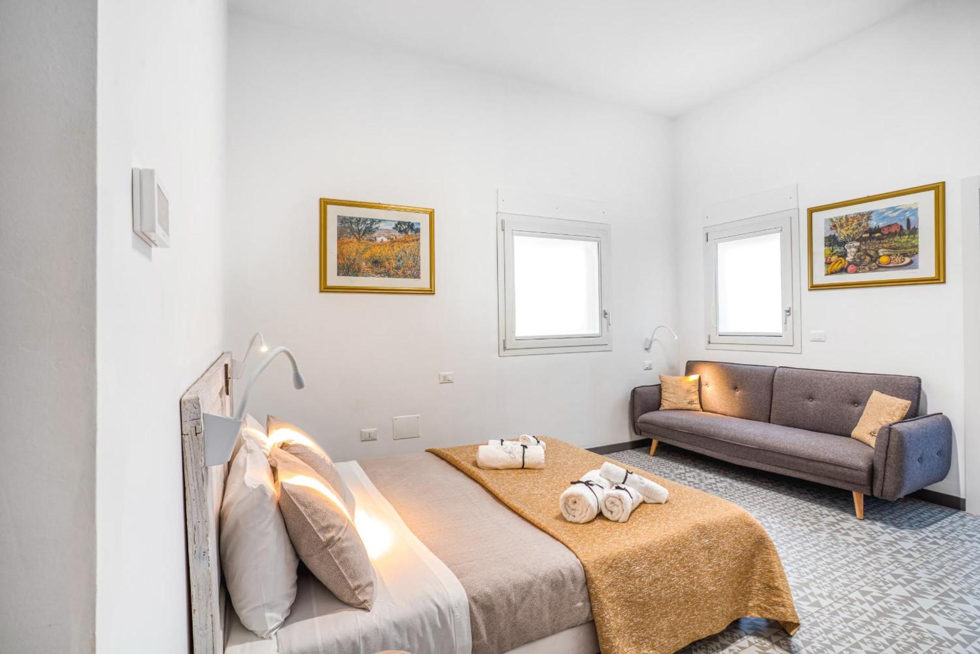 Suite Mariagiovanni Lecce Ngoại thất bức ảnh